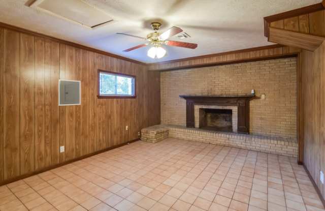 184 Millers Creek Drive Gallery 4