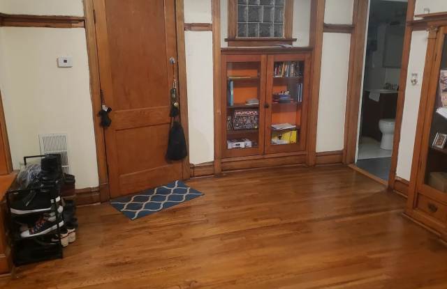 6718 South Saint Lawrence Avenue photos photos