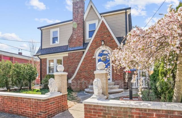 456 Eaton St - 456 Eaton Street, Providence, RI 02908