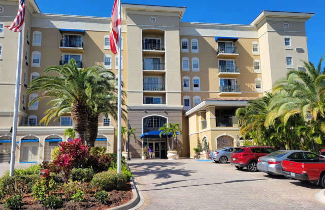Annual UNfurnished 2/2 downtown Sarasota in luxury condo building Broadway Promenade photos photos