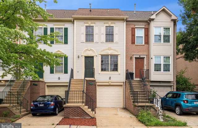 7817 GUM SPRINGS VILLAGE DR - 7817 Gum Springs Village Drive, Hybla Valley, VA 22306