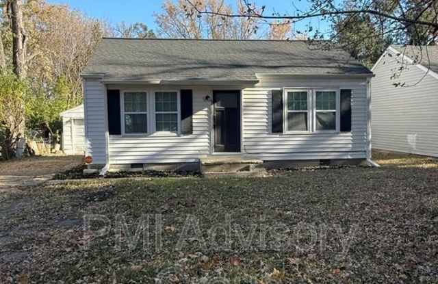 3308 SE Ohio Ave - 3308 Southeast Ohio Avenue, Topeka, KS 66605