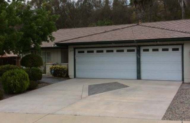 2168 Hillslake Dr Gallery 2