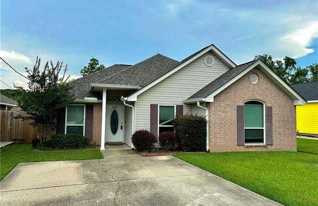 545 NORTHSHORE Lane photos photos
