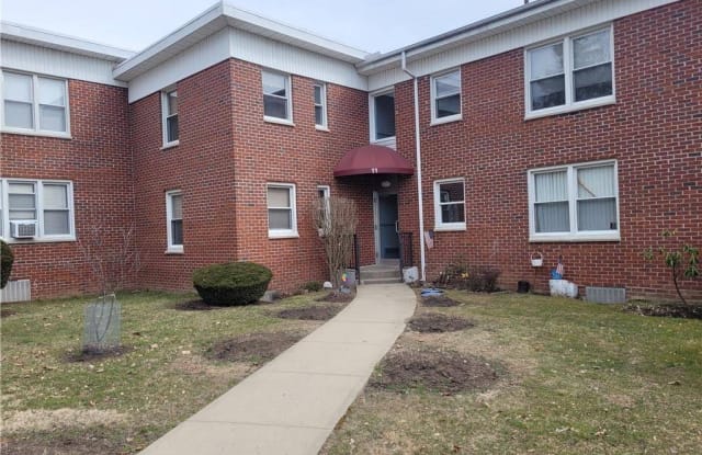 11 Burbank Street - 11 Burbank Street, Yonkers, NY 10710