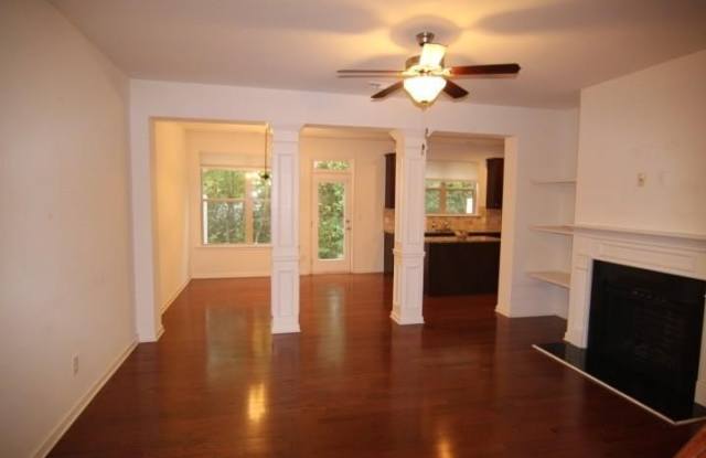 5850 Vinyard Lane Gallery 2