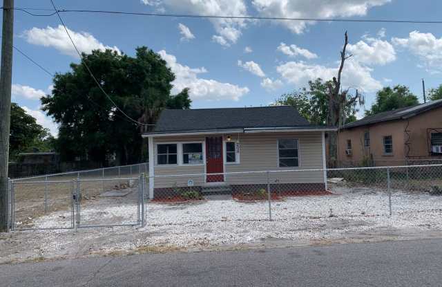 208 Sears Ave. NE photos photos 208 Sears Ave. NE photos photos