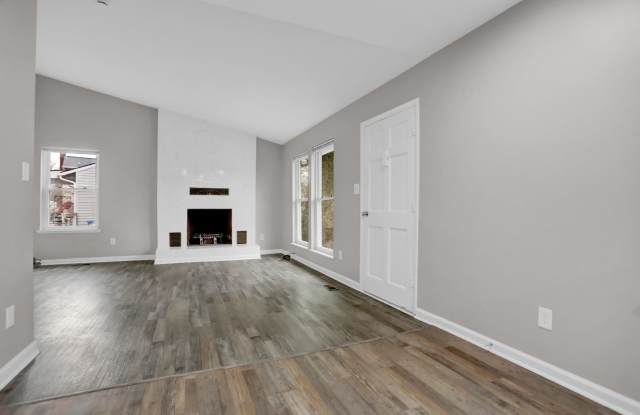 Beautifully 3-Bedroom Home with Deck, Carport & Fenced Yard in Catonsville! Gallery 3
