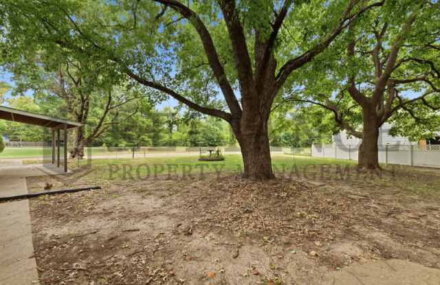 428 Peach Tree Lane Gallery 4