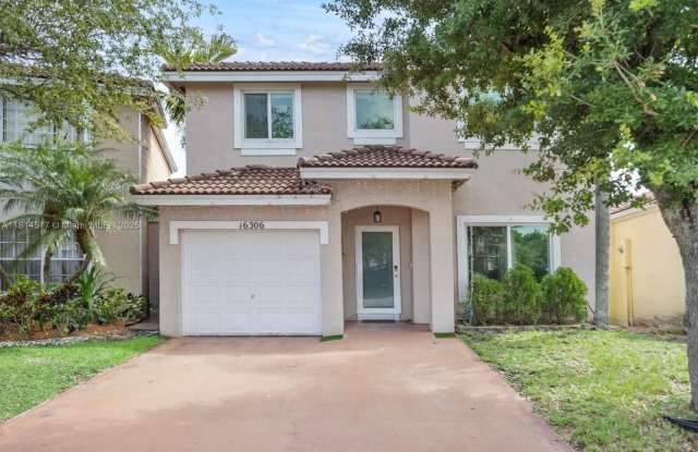 16306 SW 100th Ter photos photos