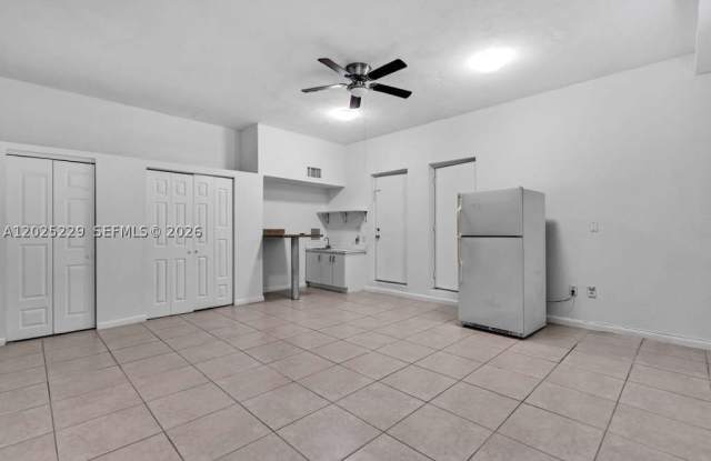 15251 NW 89th Ave #A photos photos