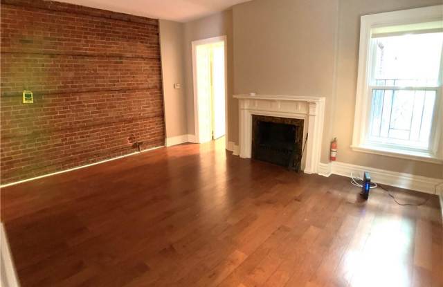 182 North Pearl Street Gallery 4