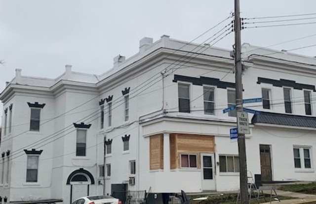 796 Hazelwood Avenue photos photos