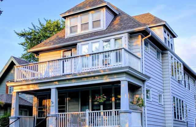 3928 N. Farwell Ave. photos photos