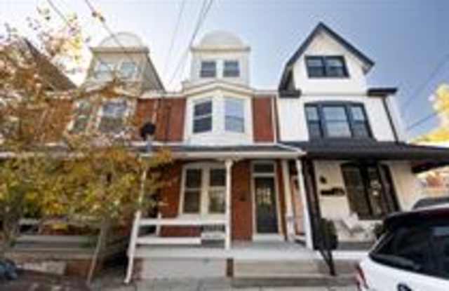 446 Nevin St photos photos