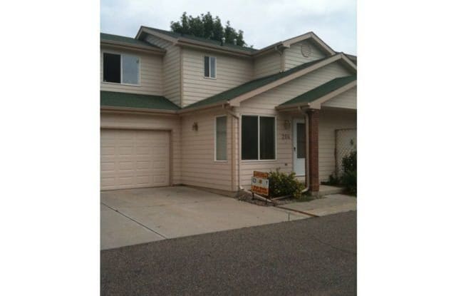 206 Dean Circle - 206 Dean Circle, Loveland, CO 80537