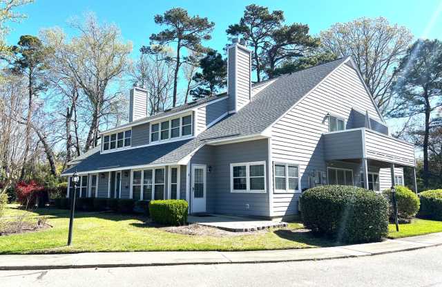 One-bedroom, One-bath Condo with Loft in Sterling Village! photos photos