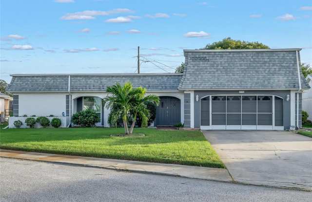 3548 MARGATE DRIVE - 3548 Margate Drive, Beacon Square, FL 34691