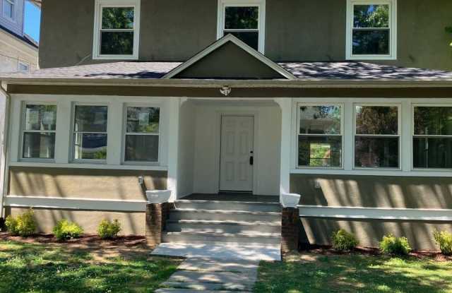 75 Waller Avenue photos photos