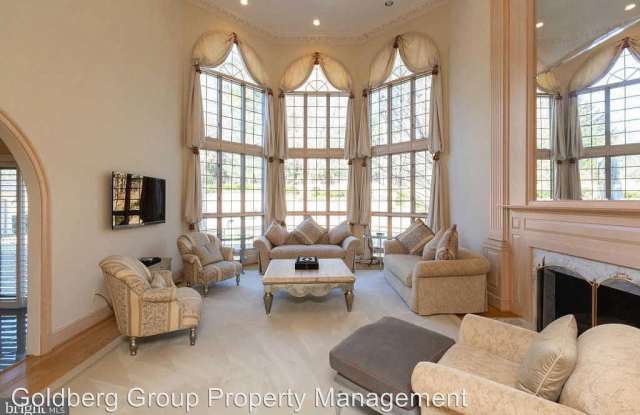 9908 Bentcross Drive Gallery 2
