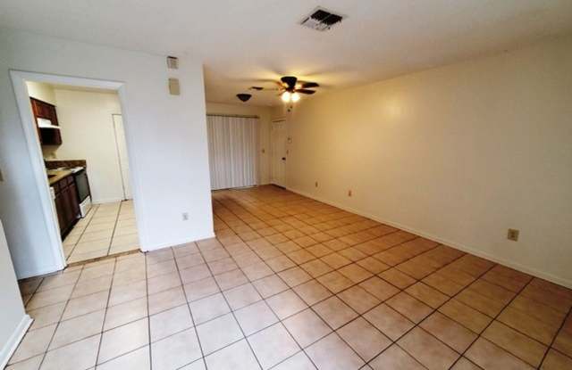 708 Briarwood Dr Seminole Gallery 2