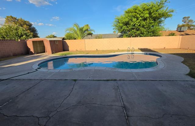3 Bedroom 2 Bathroom with Swimming Pool   Tropicana & Nellis Area photos photos