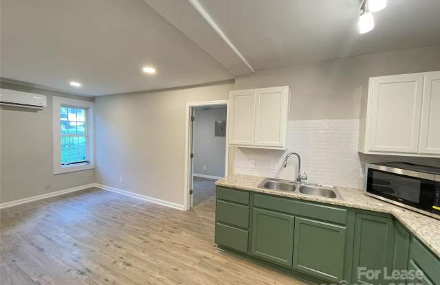 2800 Carol Avenue photos photos