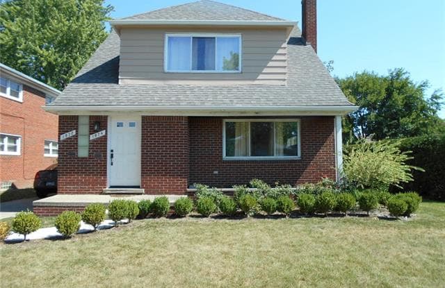 1974 VERNIER Road - 1974 Vernier Rd, Grosse Pointe Woods, MI 48236