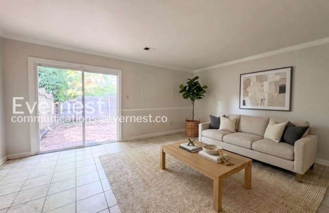 14806 Bryan Court Gallery 3