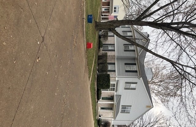 24664 Lake Meadow Dr - 24664 Lake Meadow Drive, Macomb County, MI 48045