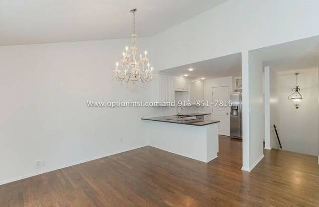 4840 Belleview Avenue Gallery 4