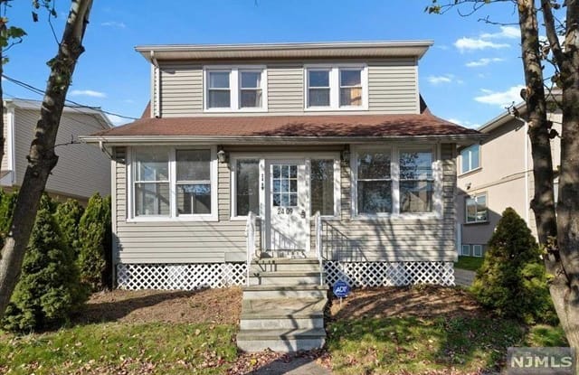24-09  Rosalie Street - 24-09 Rosalie Street, Fair Lawn, NJ 07410