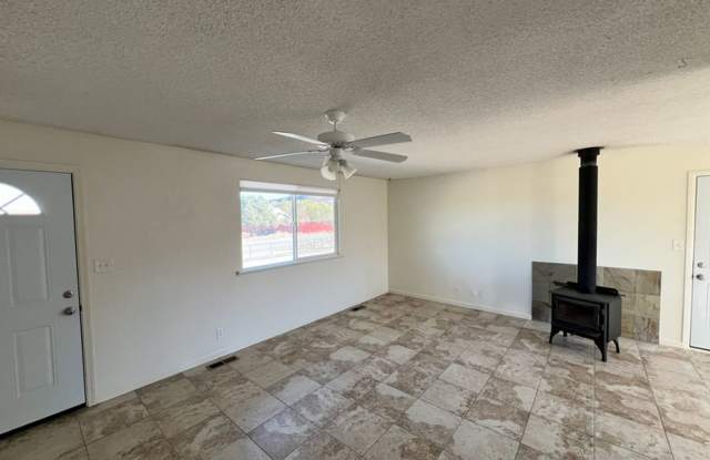 <b>Three Bedroom South Reno Home<br><br> Gallery 4