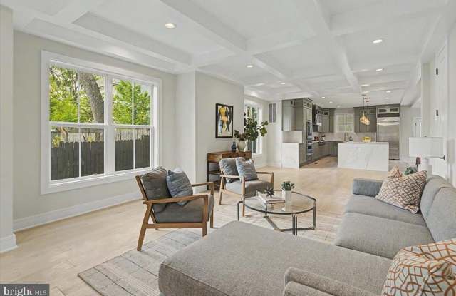 2902 VISTA Street NE photos photos 2902 VISTA Street NE photos photos
