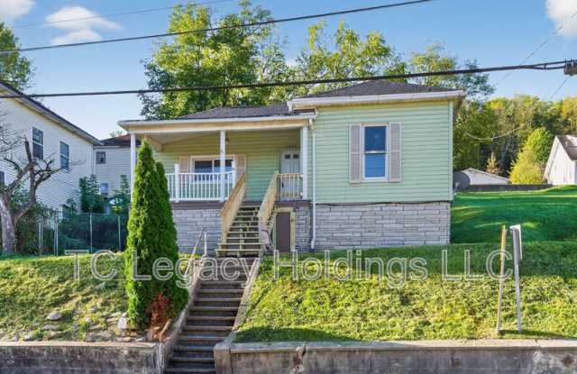 1627 West Pike Street photos photos