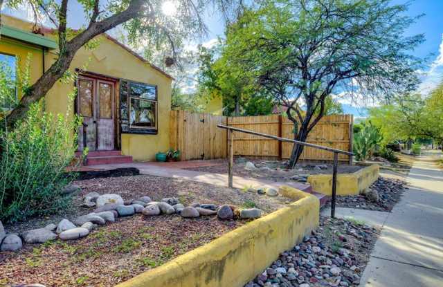 PRICE REDUCTION!!! ALL UTILITIES INCLUDED!! photos photos