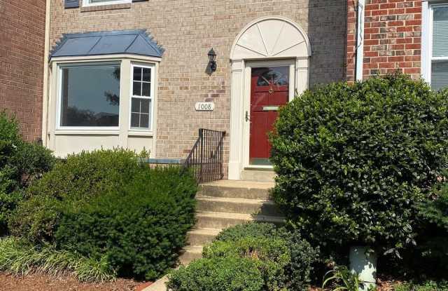 1008 N TERRILL STREET photos photos