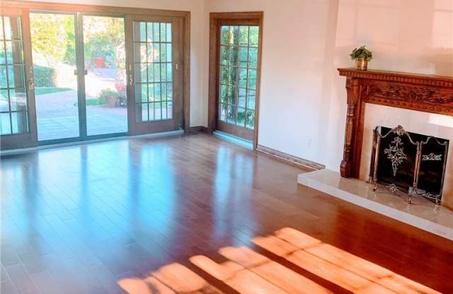 6747 Verde Ridge Road Gallery 2
