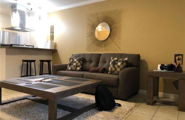 2121 S Camino St photos photos