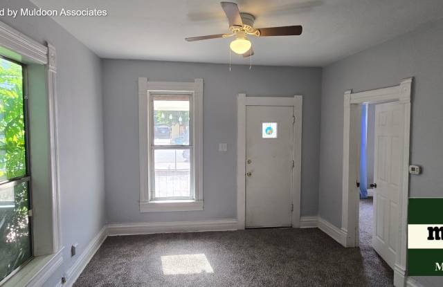 Adorable Minnequa rancher! 2 beds 1 bath ready now! Gallery 3
