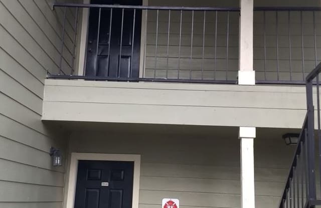 2550 N Alafaya Trl, Apt 8204 - 2550 N Alafaya Trail, University, FL 32826