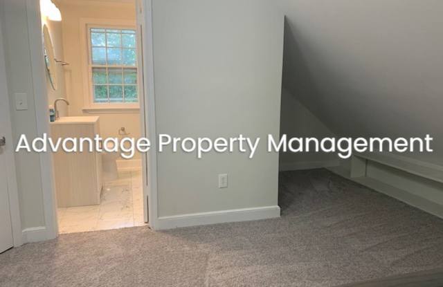 1038 E. Rainbow Dr. Gallery 4