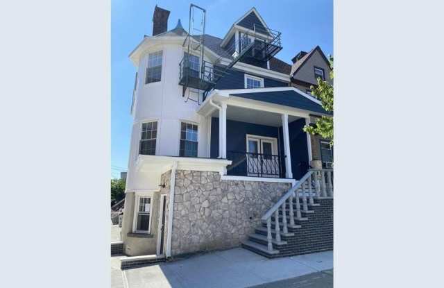 678 BERGEN AVE photos photos