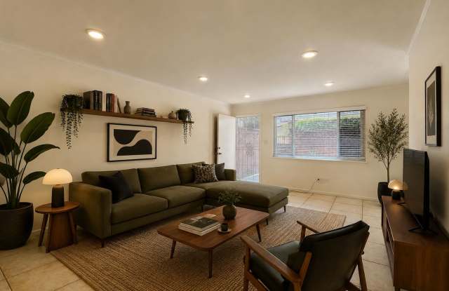 Spacious Two Bedroom with In Unit Washer & Dryer! Flooring Throughout! Gallery 3