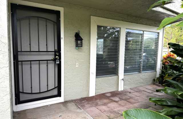 Mariners Village 1, 3/2.5/2, Corner unit, Mountain Views Gallery 3