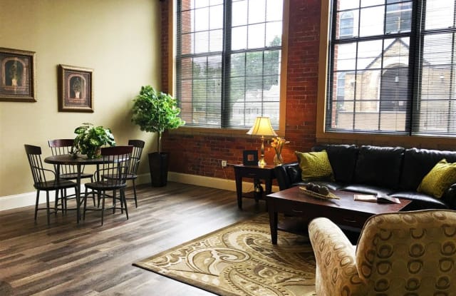 Lofts 34 Gallery 3
