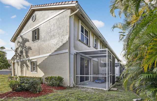 5436 NW 90th Ter photos photos