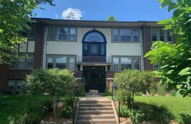 X-Large One Bedroom with Huge Kitchen, Bathroom, and Reserved Parking!! photos photos