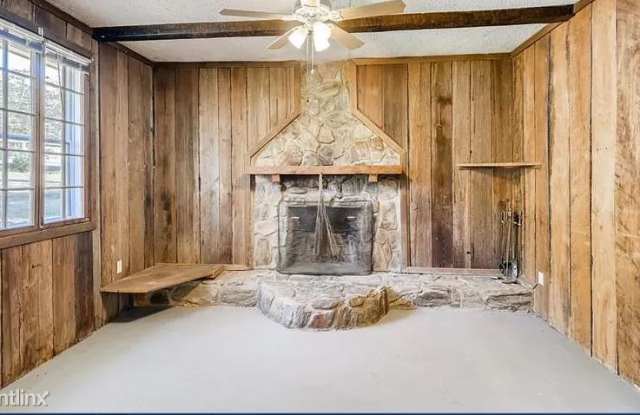 3676 Ponderosa Ln Gallery 4