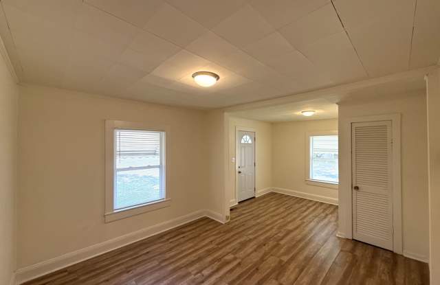 T.R. Lawing Realty Property Gallery 3